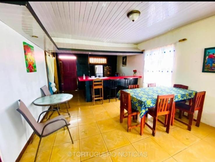 Casa Artavia Villa ตอร์ตูเกโร ห้อง รูปภาพ